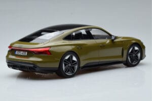 Audi RS E-Tron GT Oliivroheline Norev 1:18 188380 Metall - pilt 2/6