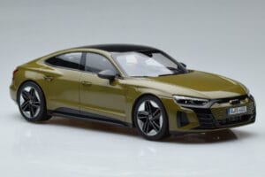 Audi RS E-Tron GT Oliivroheline Norev 1:18 188380 Metall - pilt 4/6