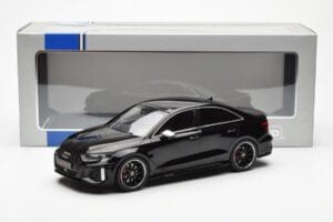 Audi RS3 8Y Sedan Must MCG 1:18 MCG18450 Metall - pilt 6/6