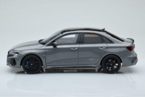 Audi RS3 8Y Sedan Performance Edition Hall GT Spirit 1:18 GT885 Vaik - pilt 3/6