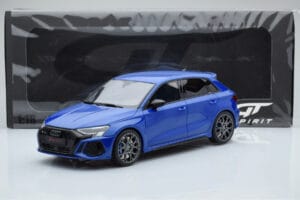 Audi RS3 8Y Sportback Performance Edition Nagaro Sinine GT Spirit 1:18 GT884 Vaik - pilt 5/5