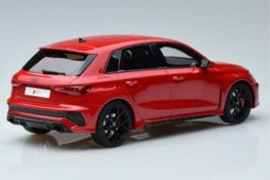 Audi RS3 8Y Sportback Punane GT Spirit 1:18 GT378 Vaik - pilt 2/6