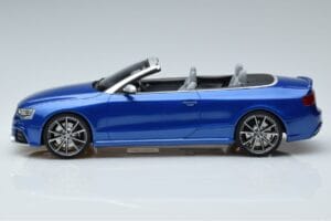 Audi RS5 B8 Kabriolett Sinine GT Spirit 1:18 ZM053 Vaik - pilt 3/6