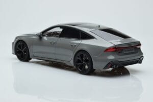 Audi RS7 C8 Sportback Hall Kengfai 1:18 VAKF-0333 Vaik - pilt 6/7