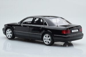 Audi S8 D2 Must Otto 1:18 OT082 Vaik - pilt 5/6