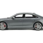 Audi S8 D5 Hall GT Spirit 1:18 - image 3 of 5