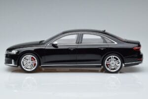 Audi S8 D5 Mythos Must Asia Edition GT Spirit 1:18 CLDC019 Vaik - pilt 3/6