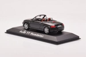 Audi TT 8N Roadster Hall Minichamps 1:43 430017235 Metall - pilt 3/4