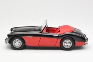 Austin-Healey 3000 Mk I Spider Must Punane Kyosho 1:18 08141KR Metall - pilt 4/8
