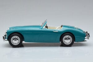Austin-Healey 3000 Mk1 Roadster Norev 1:18 182600 Metall - pilt 3/6