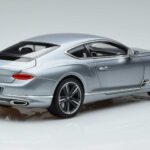 Bentley Continental GT Hellmark Metallik Norev 1:18 182780 Metall - image 3 of 7