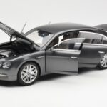 Bentley Flying Spur W12 Granite Hall Kyosho 1:18 - image 2 of 8