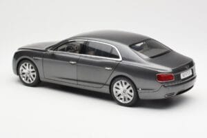 Bentley Flying Spur W12 Granite Hall Kyosho 1:18 08891GN Metall - pilt 7/8