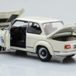 BMW 2002 Turbo Valge Kyosho 1:18 - image 3 of 8