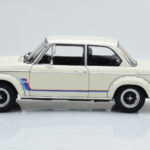 BMW 2002 Turbo Valge Kyosho 1:18 - image 5 of 8