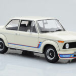 BMW 2002 Turbo Valge Kyosho 1:18 - image 6 of 8