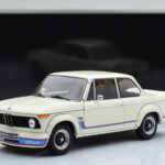 BMW 2002 Turbo Valge Kyosho 1:18 - image 8 of 8