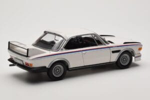BMW 3.0 CSL E9 Valge Heritage Edition Minichamps 1:18 80432411550 Metall - pilt 3/8