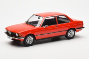 BMW 318 E21 Punane KK-Scale 1:18