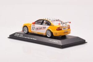 BMW 320i E46 Wiechers Sport #32 Hennerici / Wiechers WTCC 2005 Minichamps 1:43 400052432 Metall - pilt 3/4