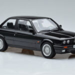 BMW 325i E30 Must Norev 1:18 - image 4 of 6