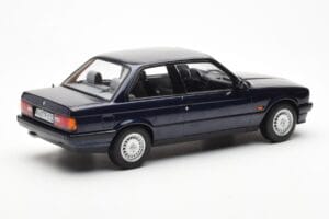BMW 325i E30 Sinine Metallik Norev 1:18 183201 Metall - pilt 2/6