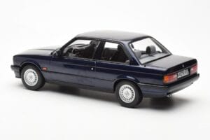 BMW 325i E30 Sinine Metallik Norev 1:18 183201 Metall - pilt 5/6