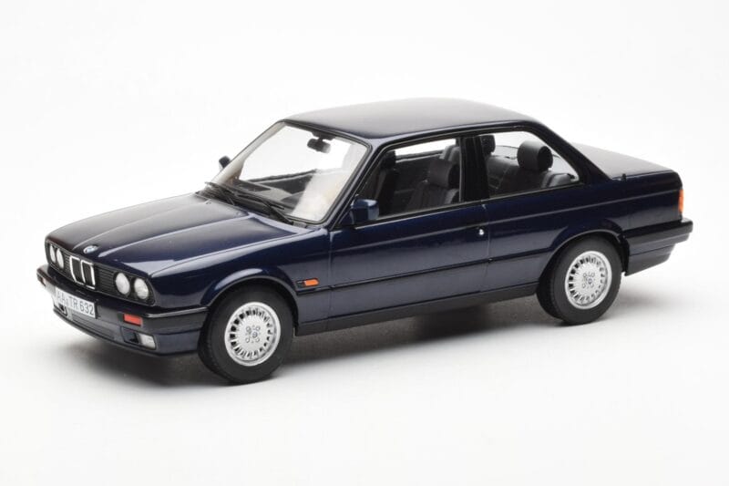 BMW 325i E30 Sinine Metallik Norev 1:18