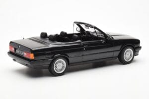 BMW 325i E30 Kabriolett Must Metallik Norev 1:18 183211 Metall - pilt 2/6