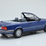 BMW 325i E30 Kabriolett Sinine MCG 1:18 - image 2 of 5