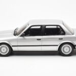 BMW 325i E30 Hõbe Otto 1:18 - image 3 of 6
