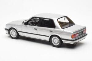 BMW 325i E30 Hõbe Otto 1:18 OT912 Vaik - pilt 5/6