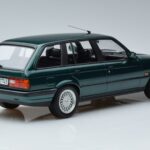 BMW 325i E30 Touring Roheline Metallic Norev 1:18 183219 Metall - image 2 of 6
