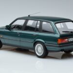 BMW 325i E30 Touring Roheline Metallic Norev 1:18 183219 Metall - image 5 of 6