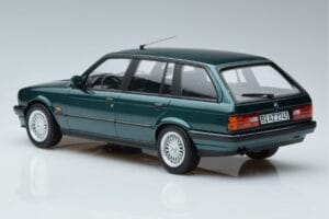 BMW 325i E30 Touring Roheline Metallic Norev 1:18 183219 Metall - pilt 5/6