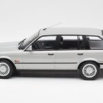 BMW 325i E30 Touring Hõbe Norev 1:18 - image 3 of 6