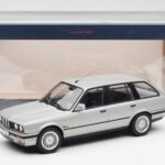 BMW 325i E30 Touring Hõbe Norev 1:18 - image 6 of 6