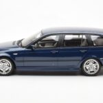BMW 330i E46 Touring Sinine Otto 1:18 - image 3 of 6