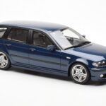 BMW 330i E46 Touring Sinine Otto 1:18 - image 4 of 6