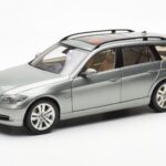 BMW 330i E91 Touring Hall Metallic Kyosho 1:18