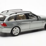 BMW 330i E91 Touring Hall Metallic Kyosho 1:18 - image 3 of 8