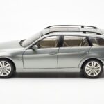 BMW 330i E91 Touring Hall Metallic Kyosho 1:18 - image 4 of 8