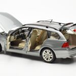 BMW 330i E91 Touring Hall Metallic Kyosho 1:18 - image 5 of 8