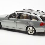 BMW 330i E91 Touring Hall Metallic Kyosho 1:18 - image 7 of 8