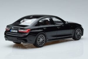 BMW 330i G20 Must Metallic Norev 1:18 183277 Metall - pilt 3/7
