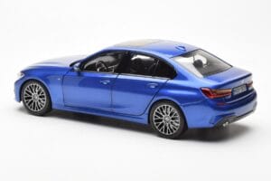 BMW 330i G20 Portimao Sinine Metallic Norev 1:18 80432450999 Metall - pilt 7/8