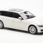BMW 335i F31 Touring Alpine Valge Paragon 1:18 - image 6 of 8