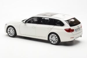 BMW 335i F31 Touring Alpine Valge Paragon 1:18 80432244242 Metall - pilt 7/8