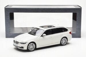 BMW 335i F31 Touring Alpine Valge Paragon 1:18 80432244242 Metall - pilt 8/8
