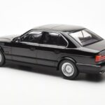 BMW 540i E34 Must Metallic MCG 1:18 - image 5 of 6